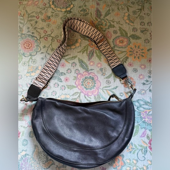 Anthropologie Handbags - Anthropologie crescent crossbody
